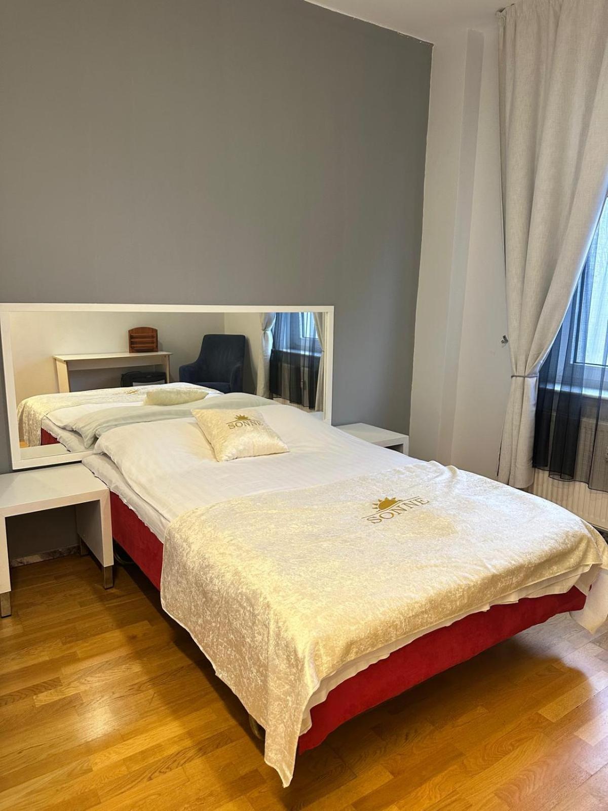 Sonne Hotel Херне Экстерьер фото